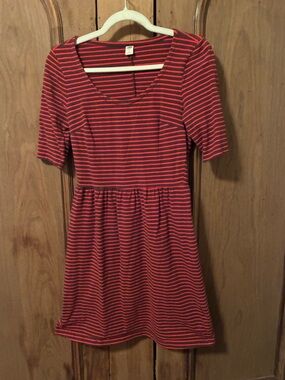 Old Navy Red and Navy Striped Short Sleeve Mini Dress